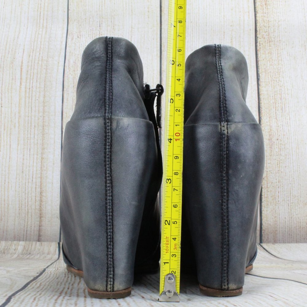 UGG High Heel Ankle Side Zip Booties Size 7.5 - Picture 7 of 16